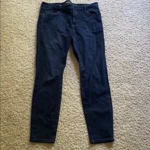 Non-distressed skinny jeans